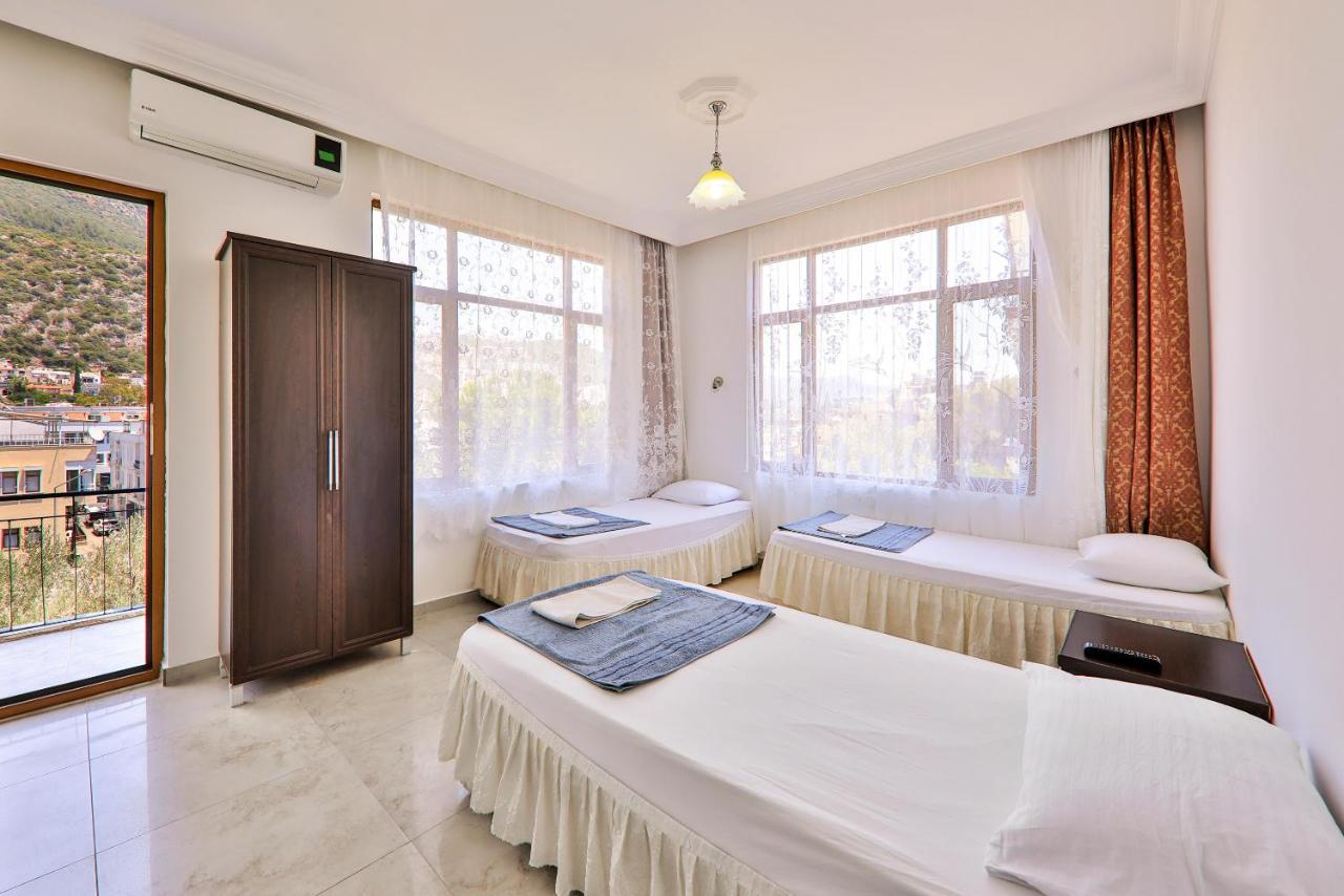 Santosa Pension Kaş Esterno foto