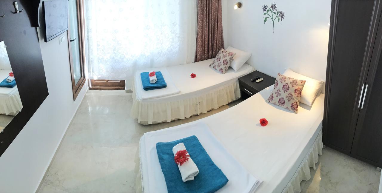 Santosa Pension Kaş Esterno foto
